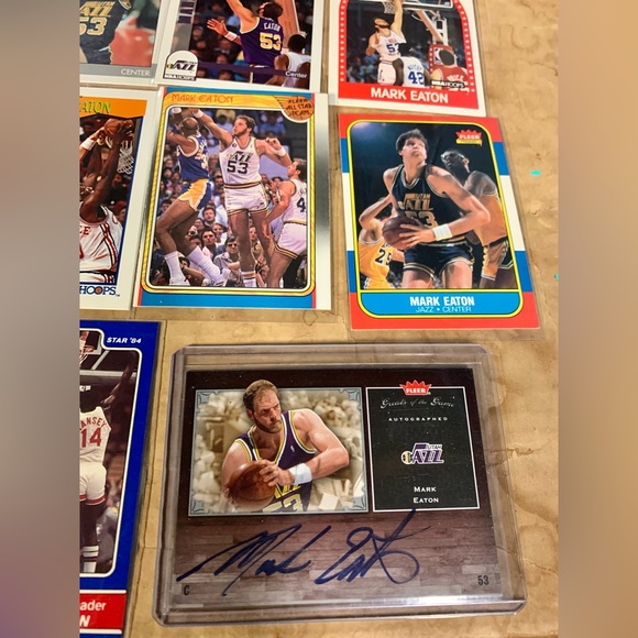 Mark Eaton basketball card lot with autograph card included - Picture 5 of 5